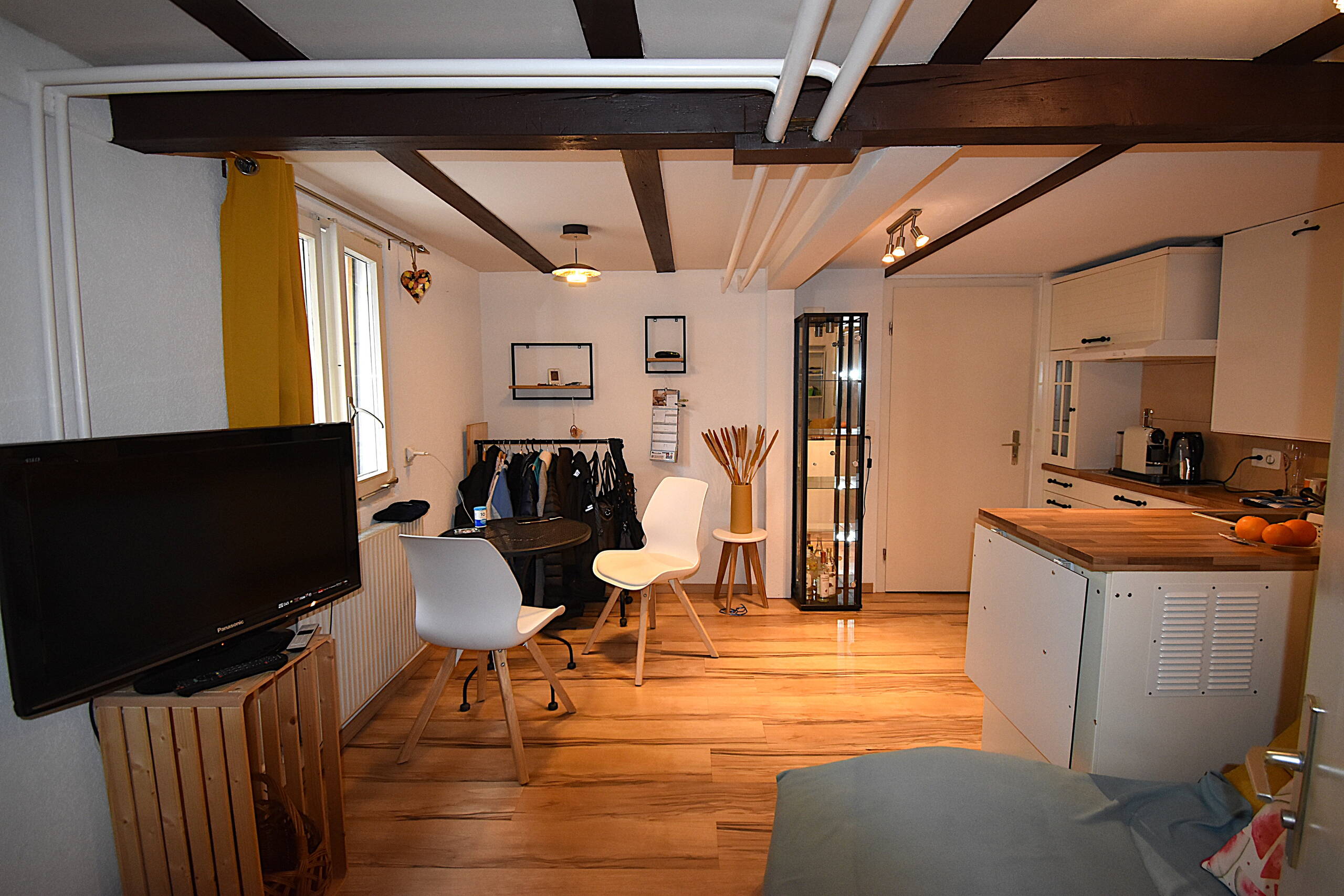 studio_wohnzimmer_kamera.jpg
